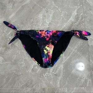 No Boundaries Bikini Bottom